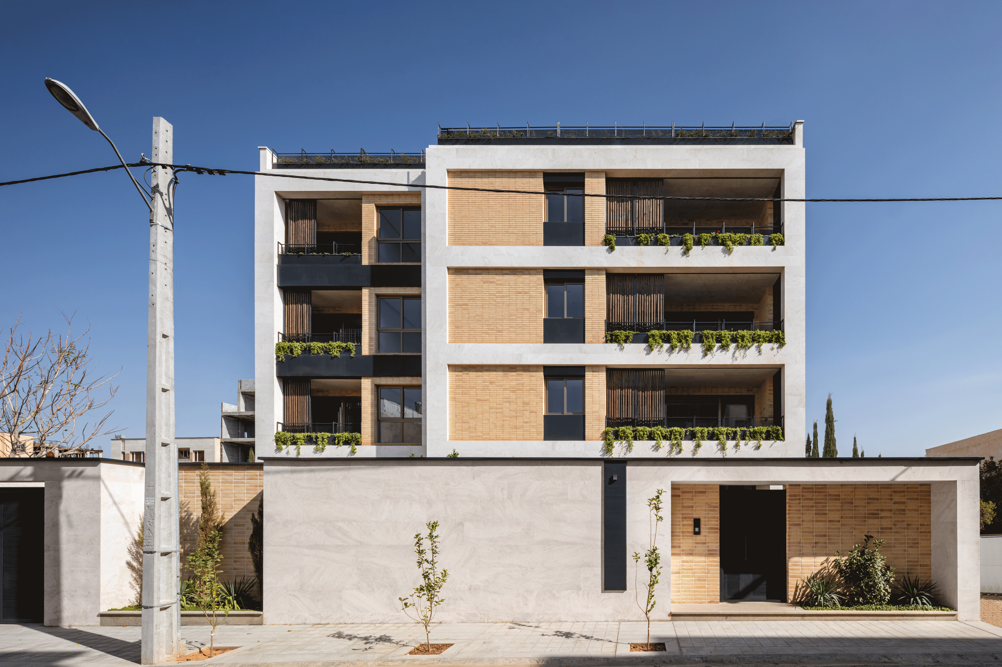 picture no. 3 ofApartment No. 05 project, designed by Ahmad Ghodsimanesh & Partners